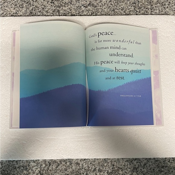 EUC “Thoughts Journal” HIS PEACE WILL KEEP YOUR thoughts ~ Philippians 4:7 Book - Picture 5 of 7